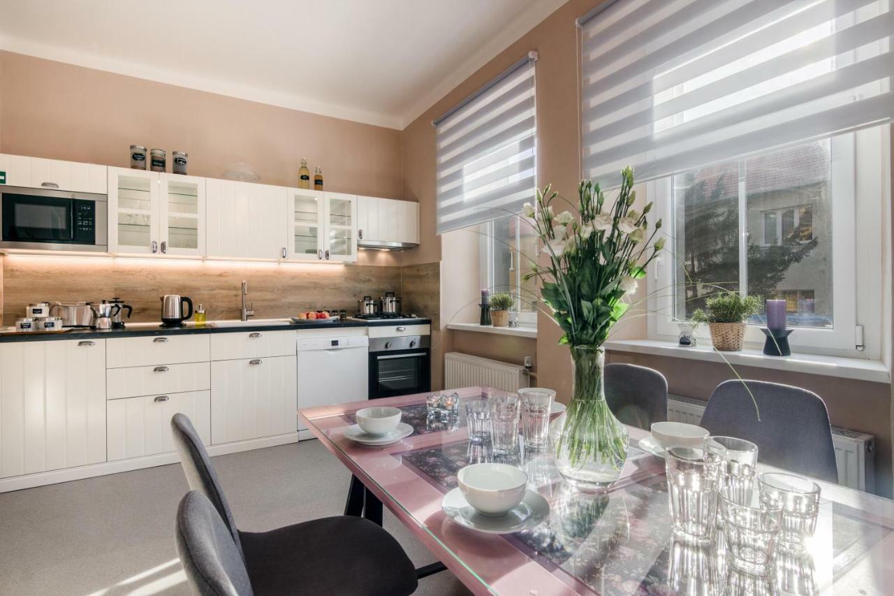 With Sunny Garden By Michal&friends Apartment Prag