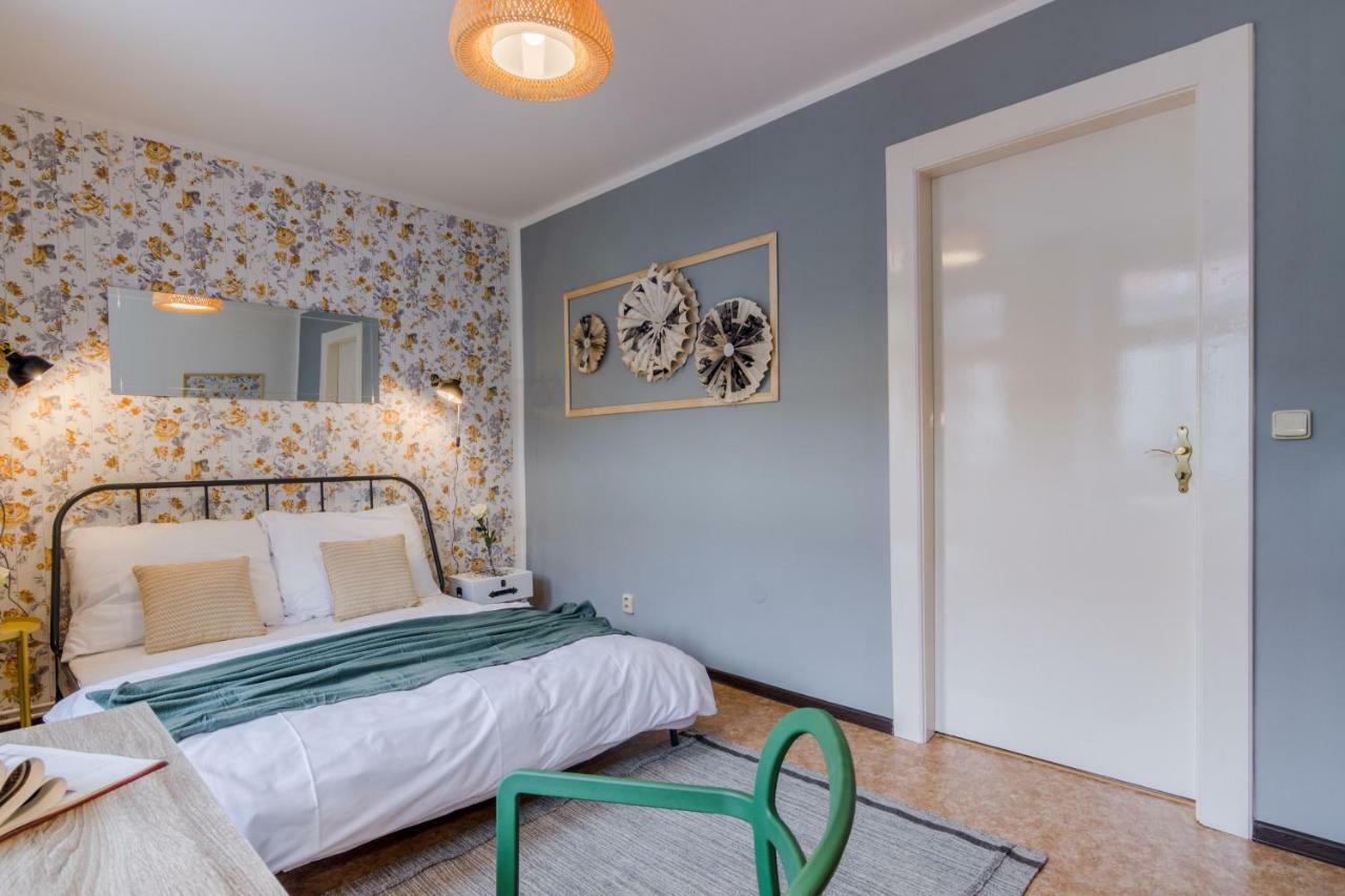 Apartment With Sunny Garden By Michal&friends Prag